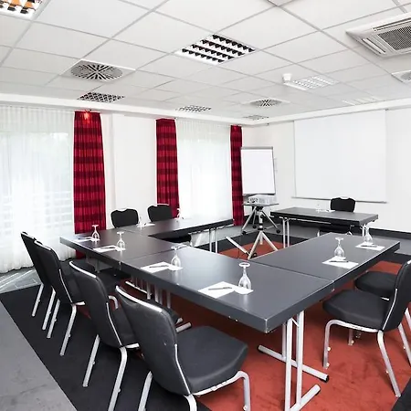 Dorint An Den Westfalenhallen Hotel 4*